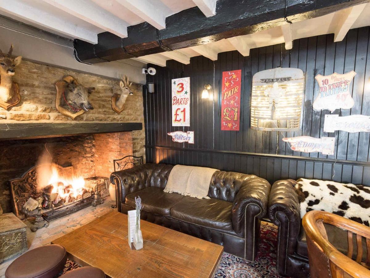 The Plough Bicester Bagian luar foto