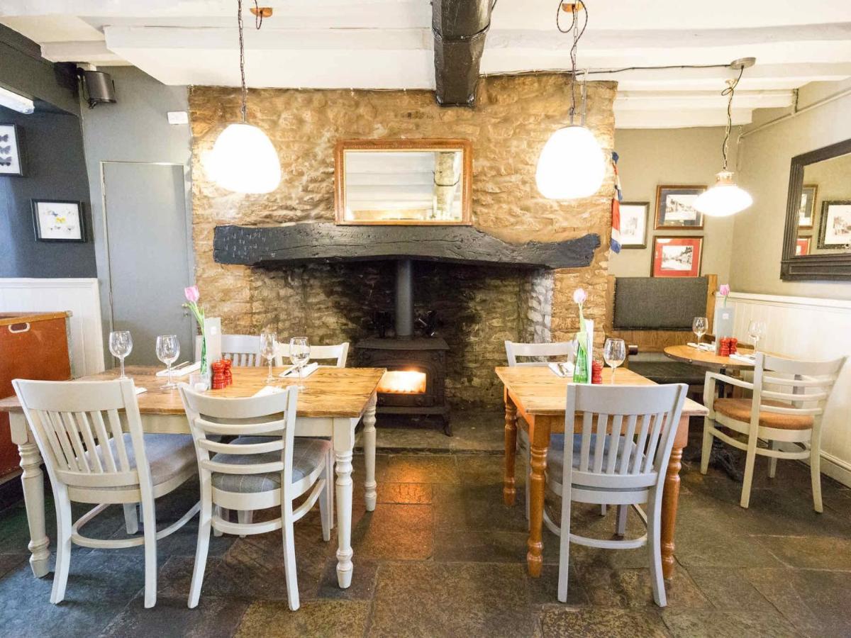 The Plough Bicester Bagian luar foto