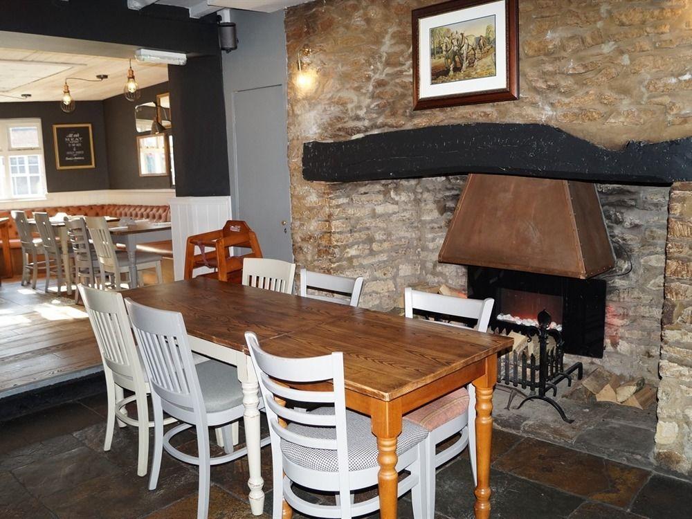 The Plough Bicester Bagian luar foto